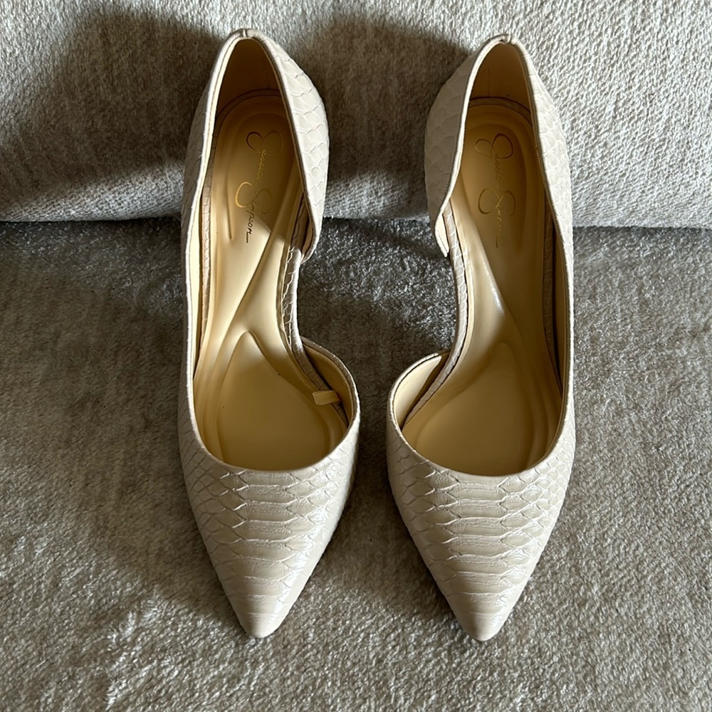 Unused classy heels